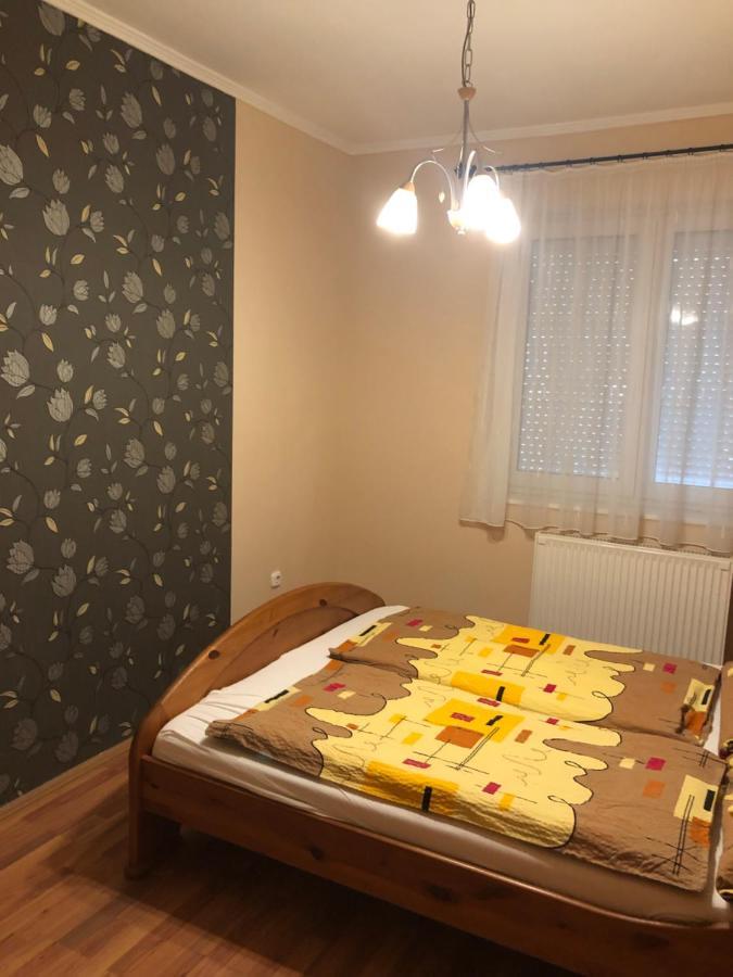 Imre Apartman Hajdúszoboszló Exteriér fotografie