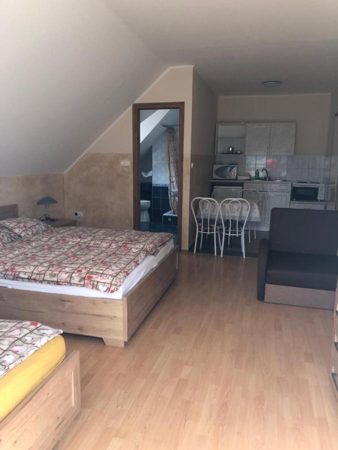 Imre Apartman Hajdúszoboszló Exteriér fotografie